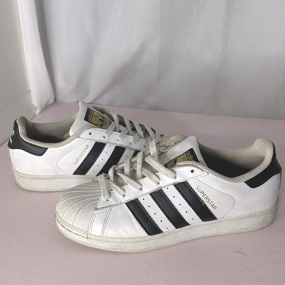 Adidas Superstar
